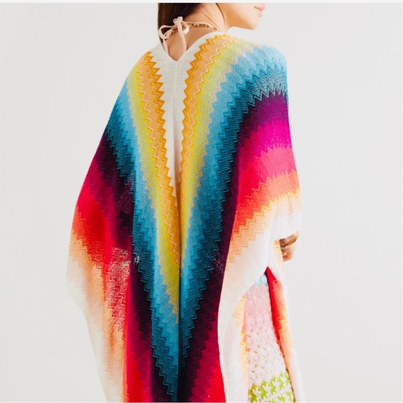 Missoni Mantella 70x90 Multicolor Zigzag Pattern open Poncho NEW - Picture 1 of 10